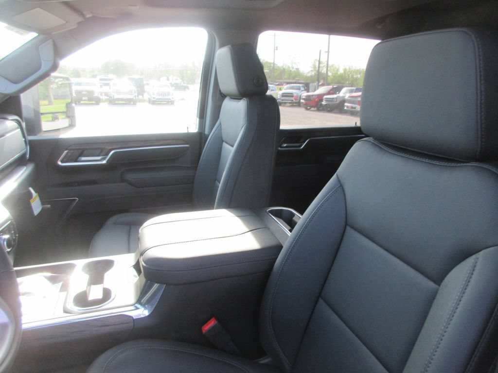 New 2026 GMC Sierra 2500 SLT w/ SLT Premium Package AWD/4WD image 13