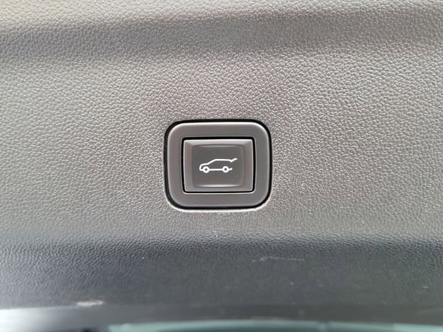 Certified 2023 Chevrolet Suburban Premier image 14