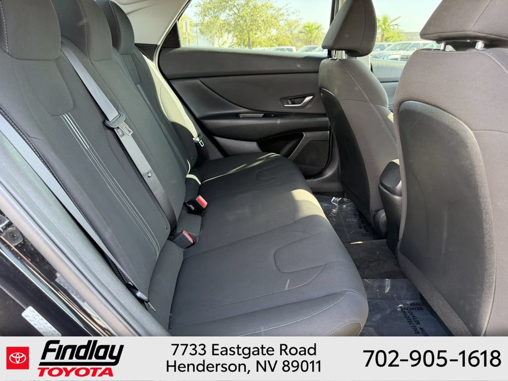 Used 2021 Hyundai Elantra SEL w/ Convenience Package FWD image 13