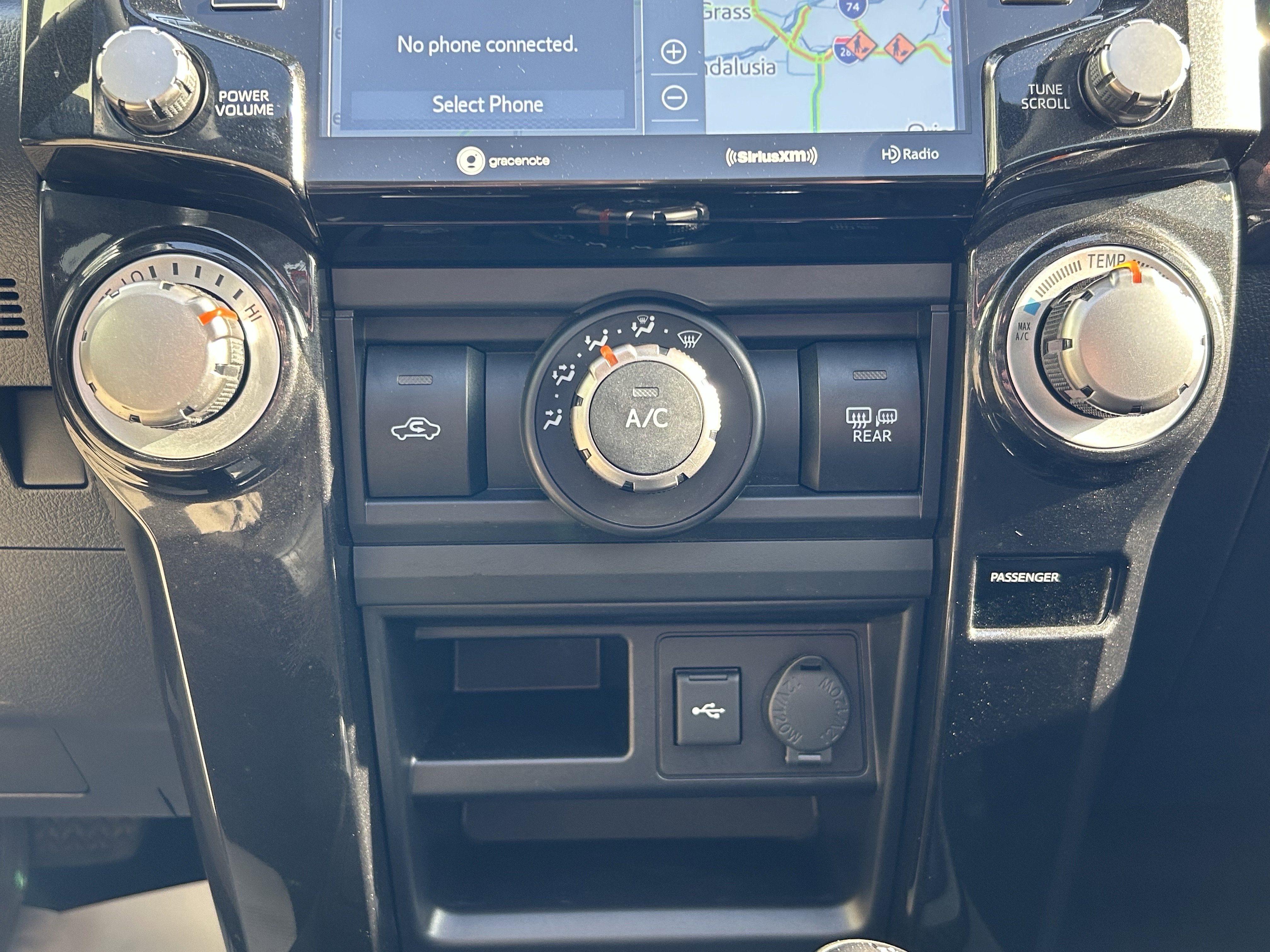 Certified 2022 Toyota 4Runner TRD Off-Road Premium w/ Moonroof Package image 30