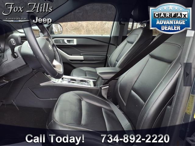 Used 2022 Ford Explorer XLT w/ Equipment Group 202A image 16