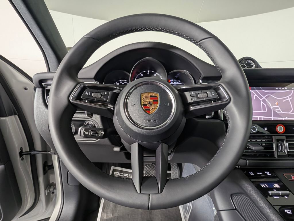 New 2026 Porsche Macan image 35