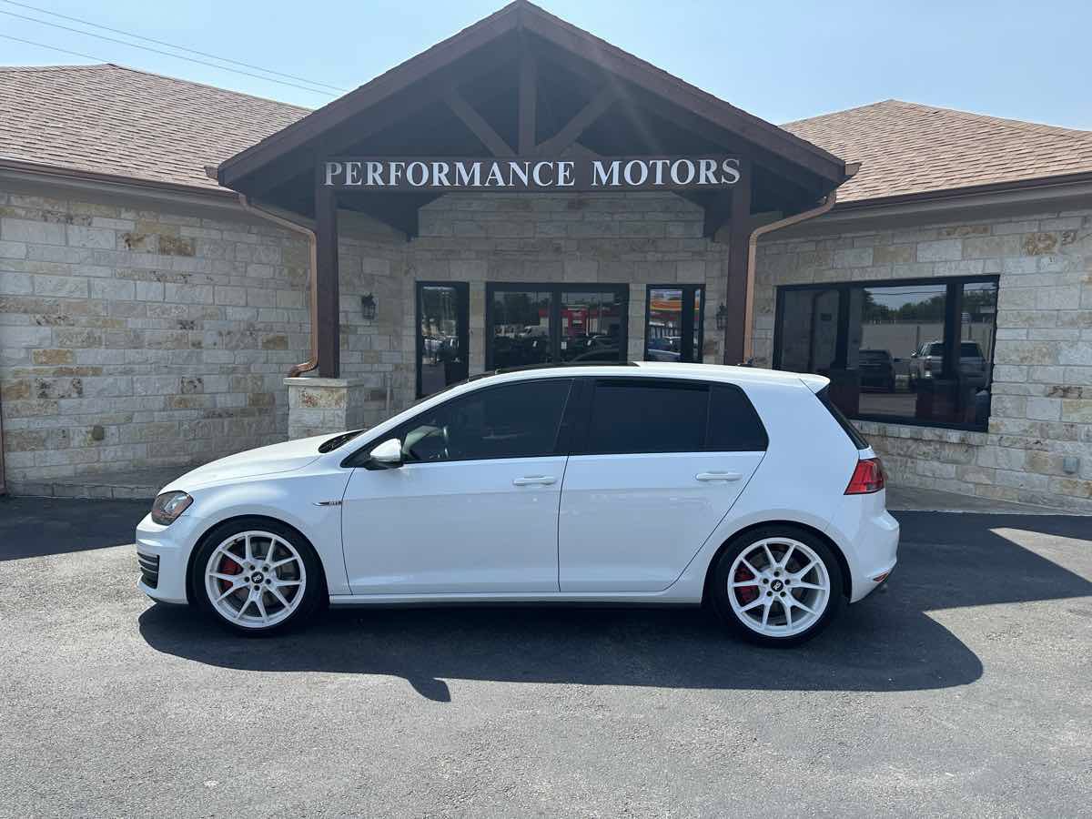 Used 2017 Volkswagen GTI Autobahn FWD image 2