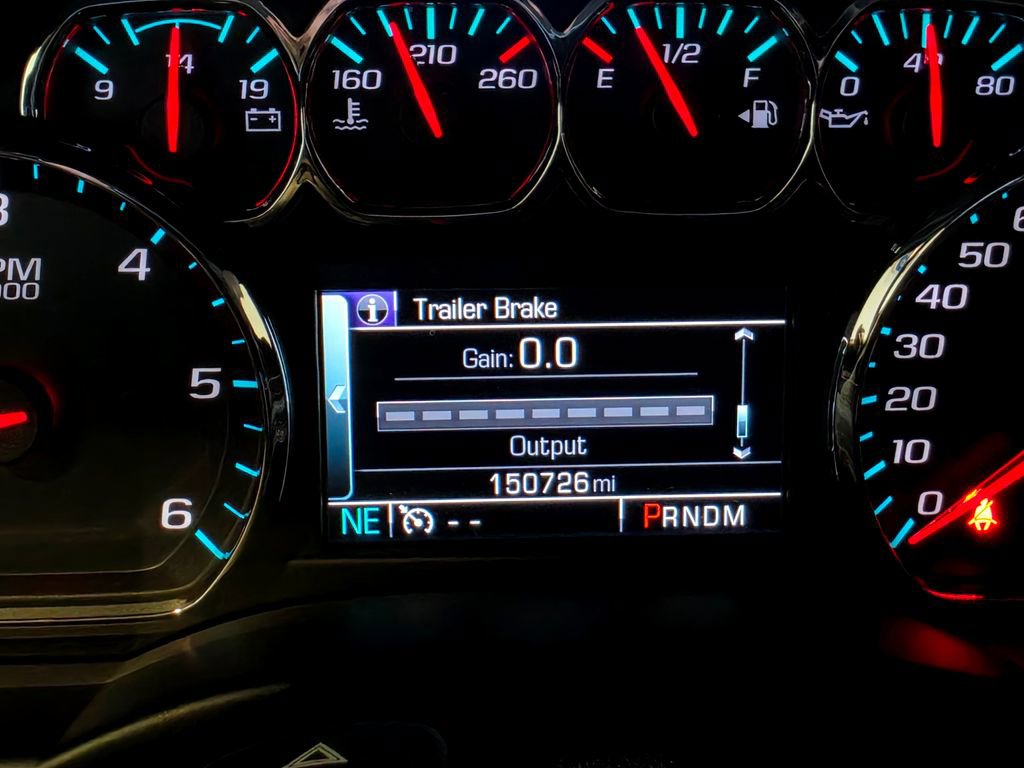 Used 2016 Chevrolet Suburban LT AWD/4WD image 39