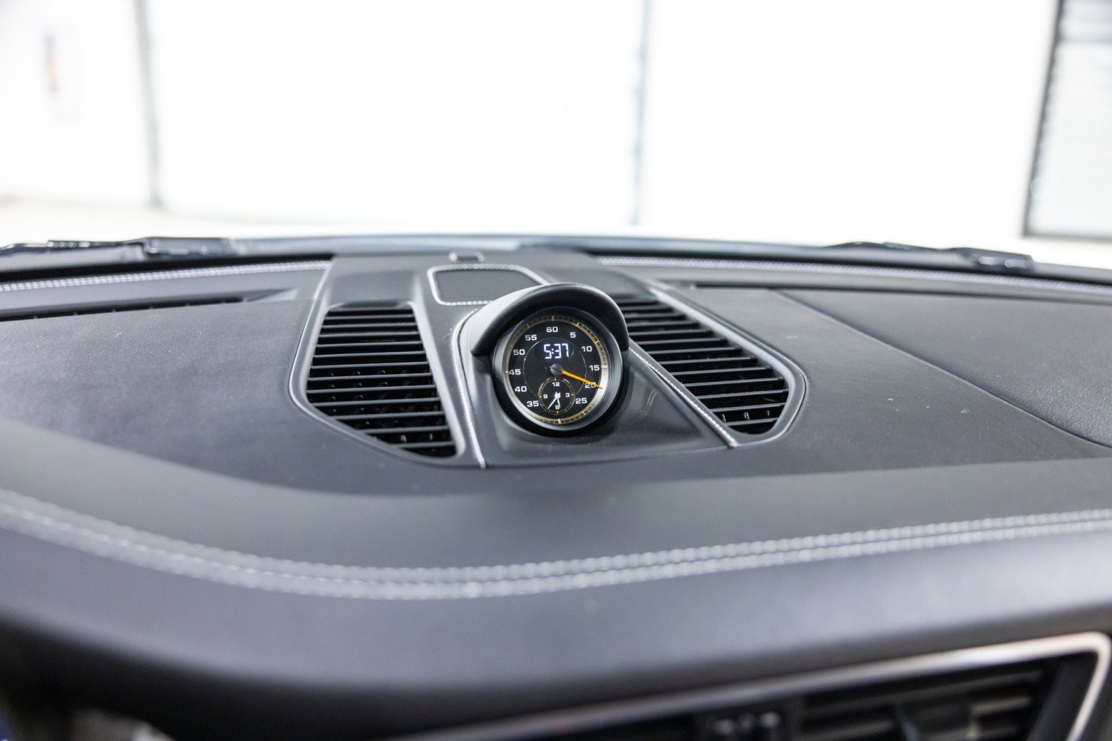 Used 2018 Porsche 911 GT3 image 37