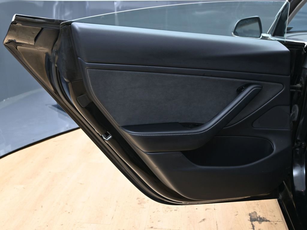 Used 2018 Tesla Model 3 Long Range image 41