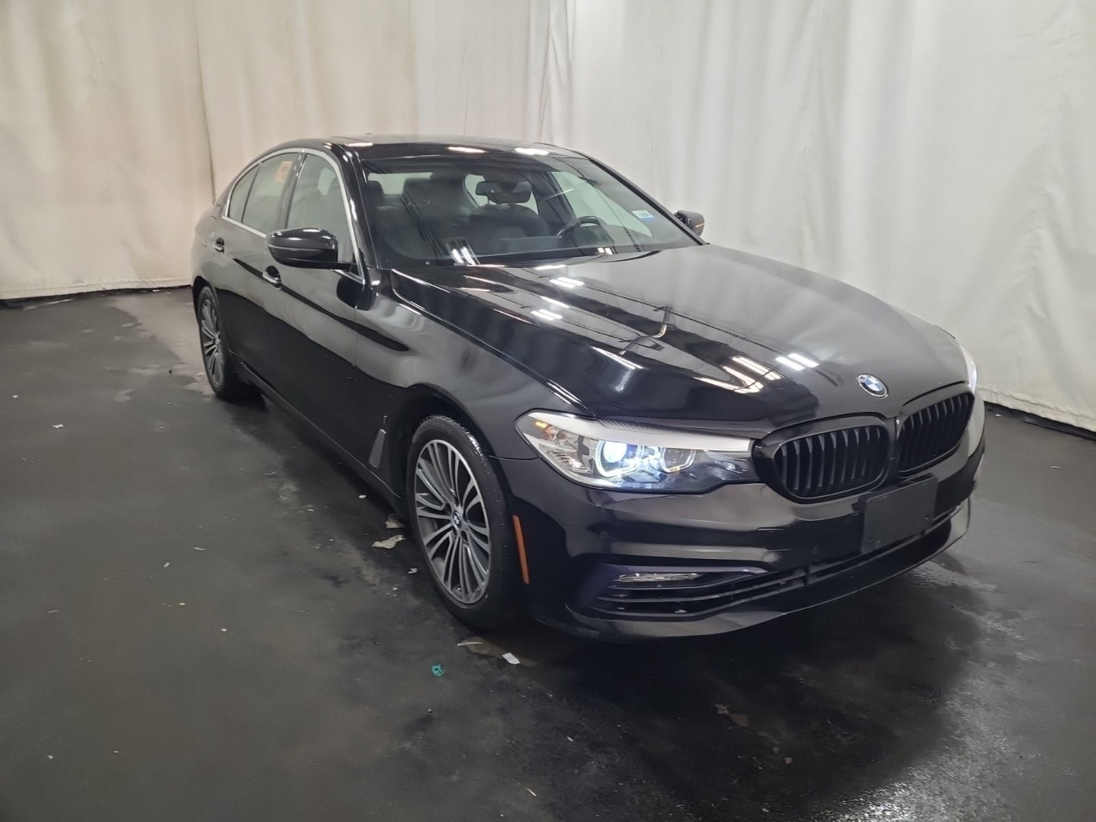 Used 2018 BMW 530e RWD image 2