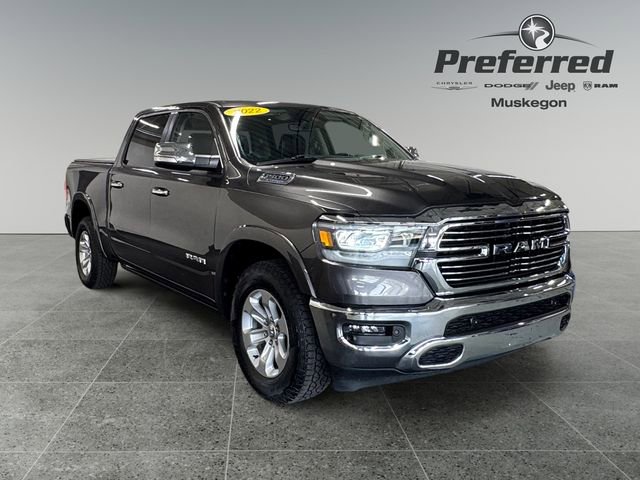 Used 2022 RAM 1500 Laramie AWD/4WD image 1