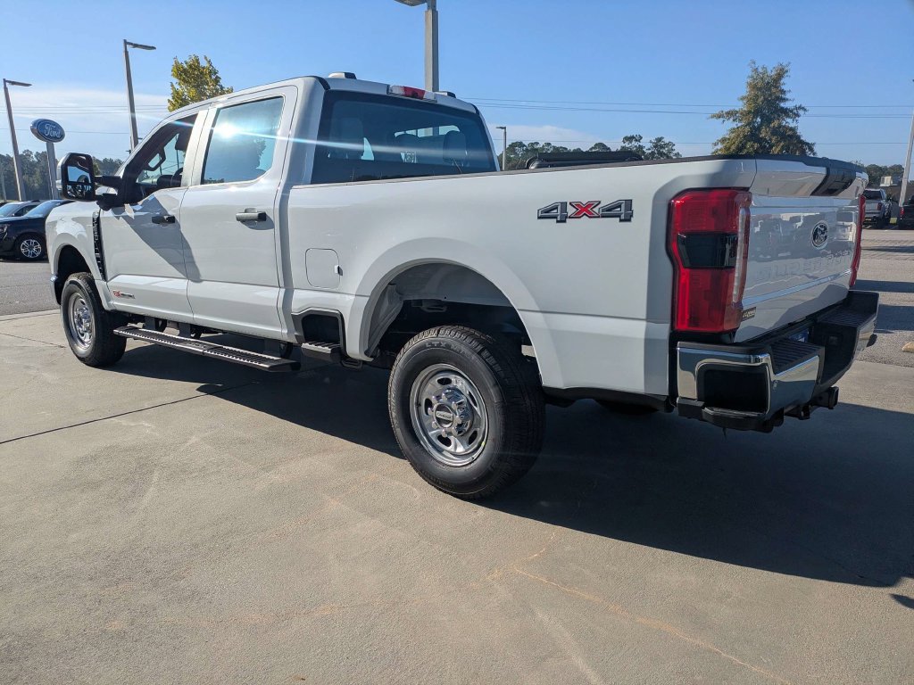 New 2027 Ford F250 XL AWD/4WD image 7