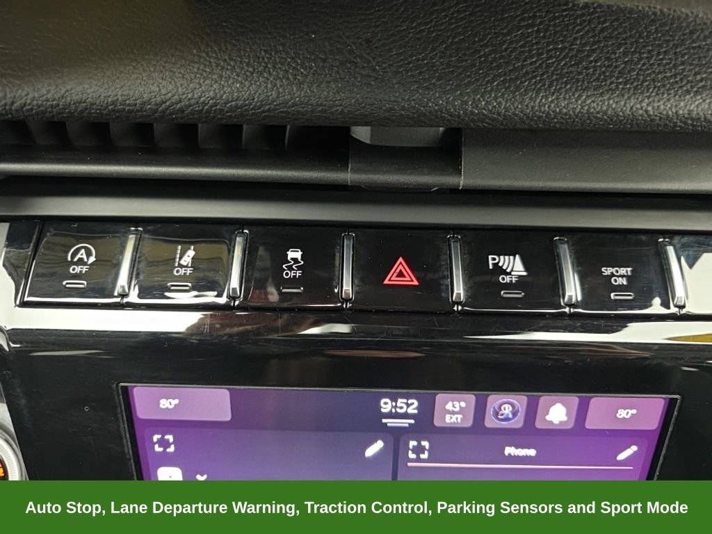 Used 2023 Jeep Grand Cherokee Laredo image 31