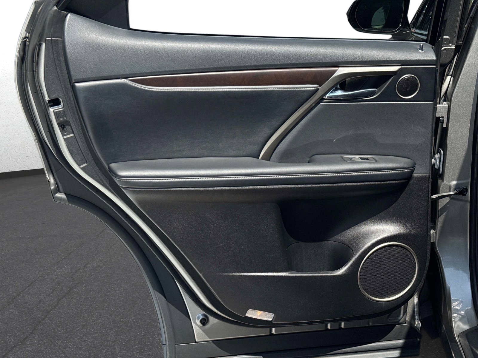 Used 2022 Lexus RX 350 FWD w/ Premium Package image 13