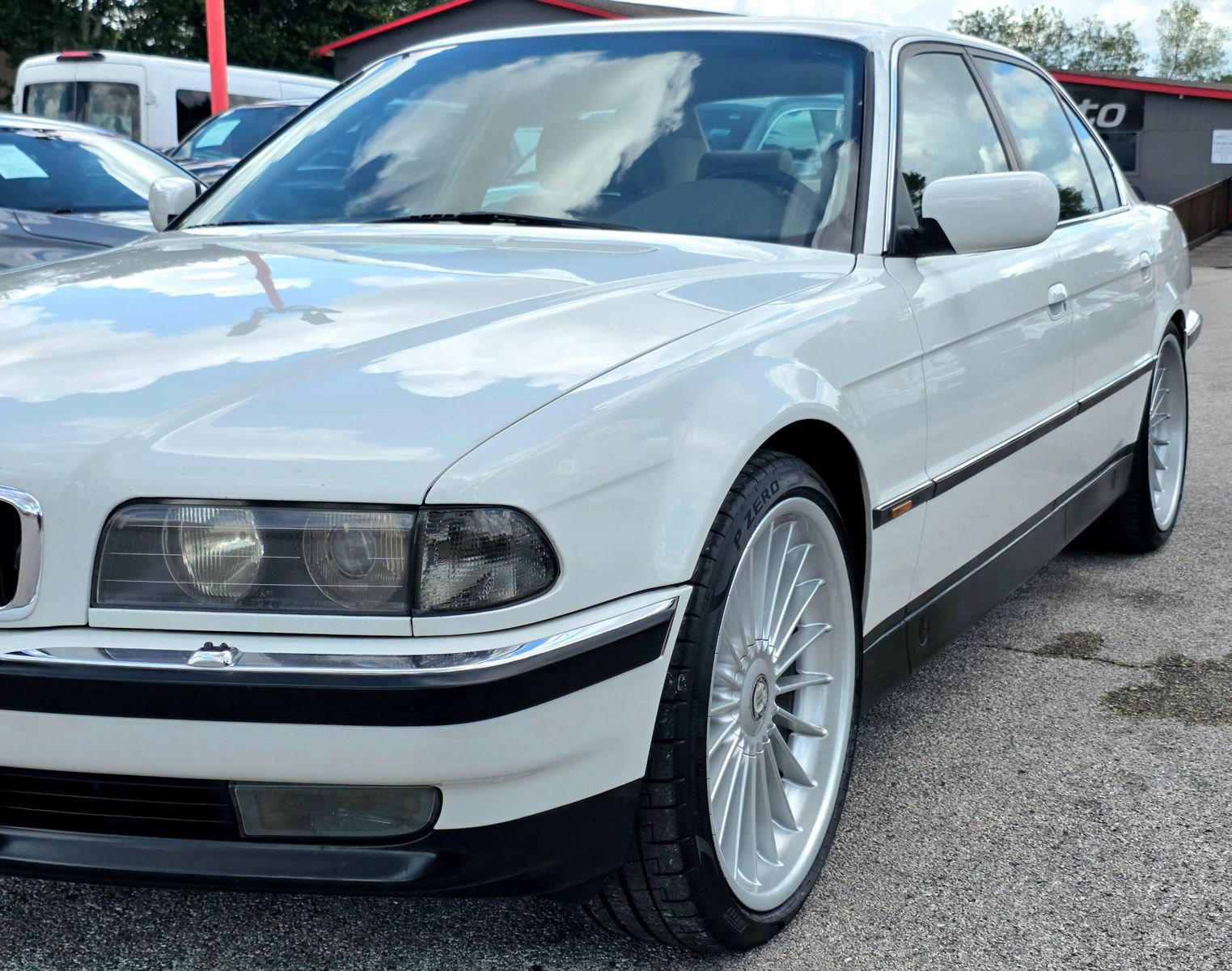 Used 1995 BMW 740iL RWD image 11