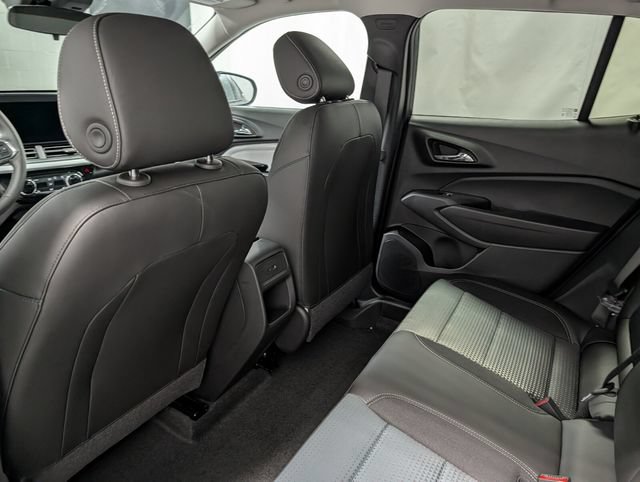 New 2026 Chevrolet Trax LT w/ Driver Confidence Package FWD image 13