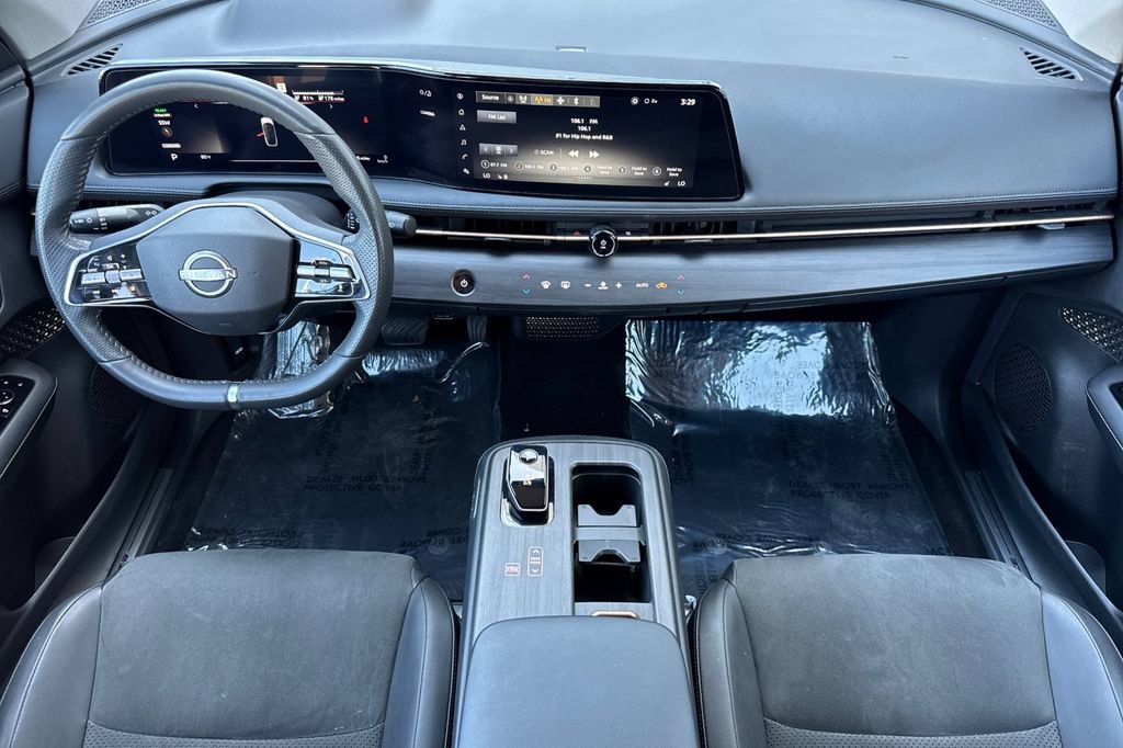 Used 2024 Nissan Ariya AWD image 12
