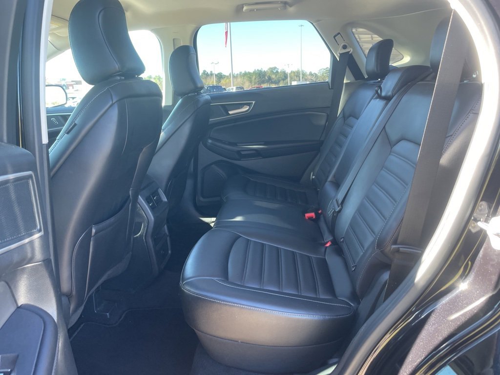 Used 2024 Ford Edge SEL image 13