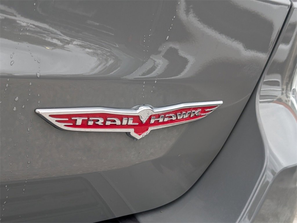 Used 2021 Jeep Grand Cherokee Trailhawk image 19