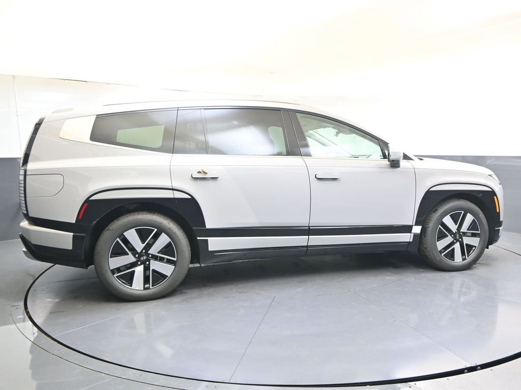 New 2026 Hyundai Ioniq 9 SEL image 6