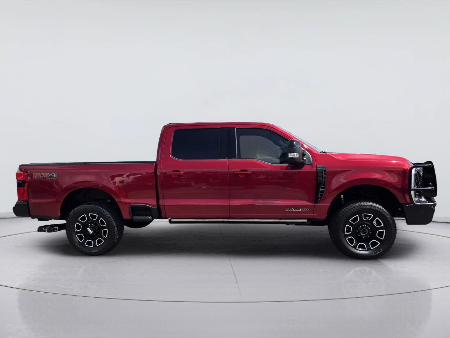 Certified 2025 Ford F250 Platinum w/ FX4 Off-Road Package AWD/4WD image 5