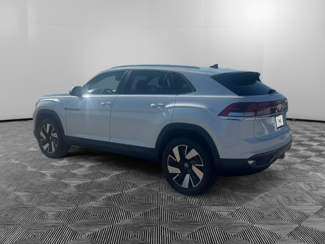 New 2026 Volkswagen Atlas Cross Sport SE FWD image 3