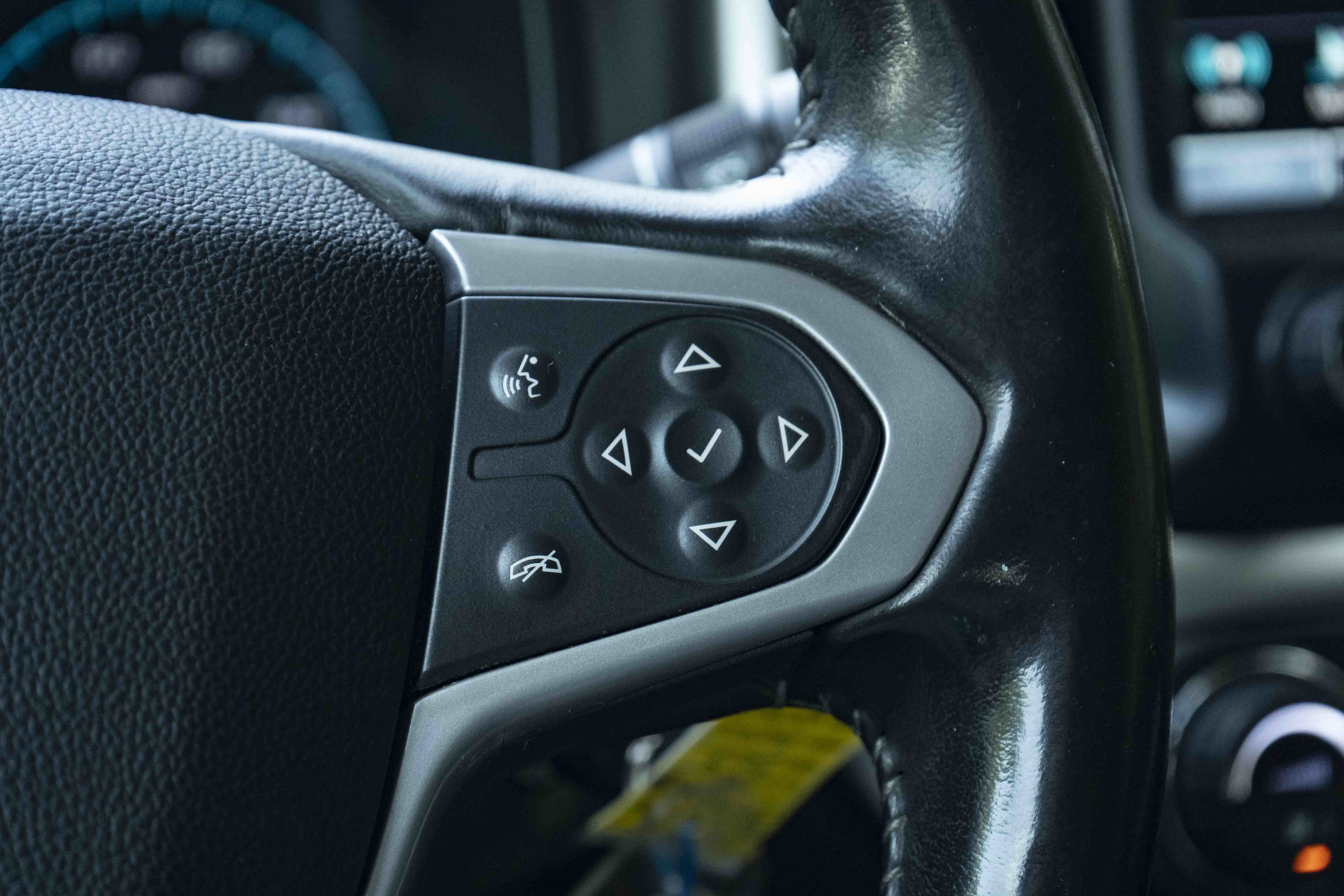 Used 2018 Chevrolet Colorado LT w/ Luxury Package, Chrome AWD/4WD image 19