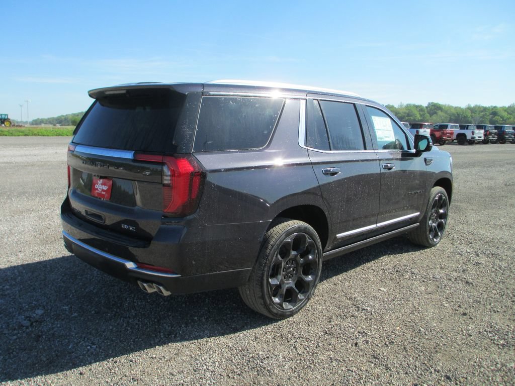 New 2026 GMC Yukon Denali w/ Denali Reserve Package AWD/4WD image 4