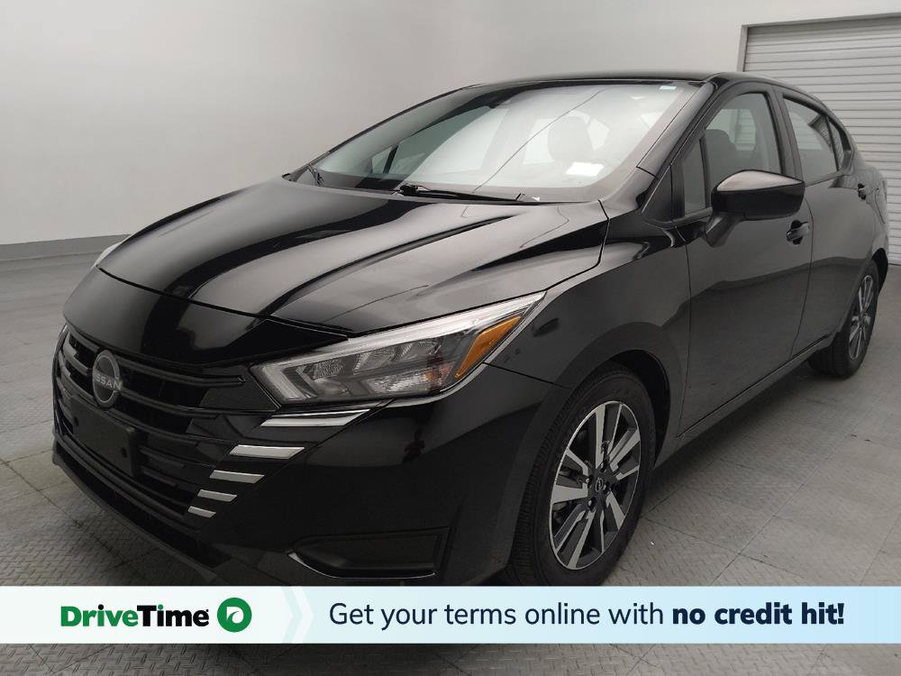 Used 2025 Nissan Versa SV FWD image 1
