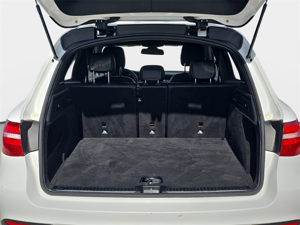 Used 2017 Mercedes-Benz GLC 300 4MATIC image 14