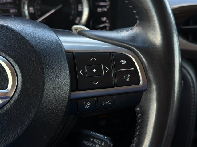 Used 2019 Lexus LX 570 4WD w/ Luxury Package image 29