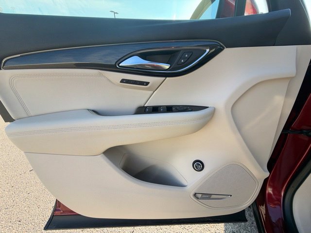 Used 2021 Buick Envision Essence w/ Technology Package I AWD/4WD image 14