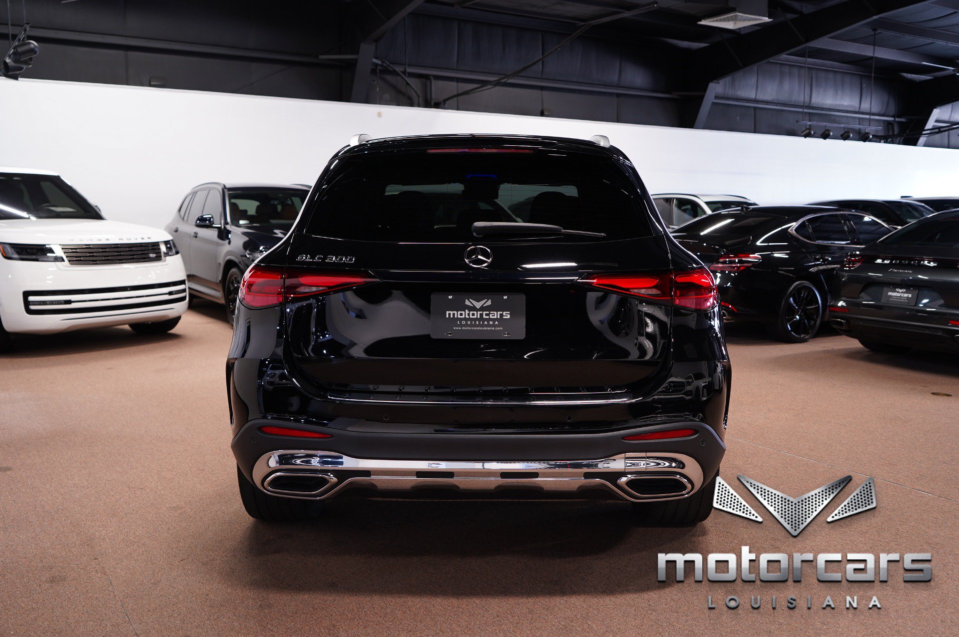 Used 2023 Mercedes-Benz GLC 300 w/ AMG Line image 6