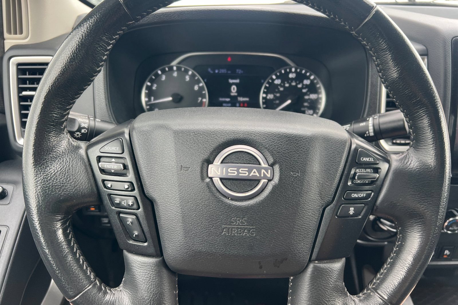Used 2023 Nissan Frontier SV w/ Technology Package AWD/4WD image 19