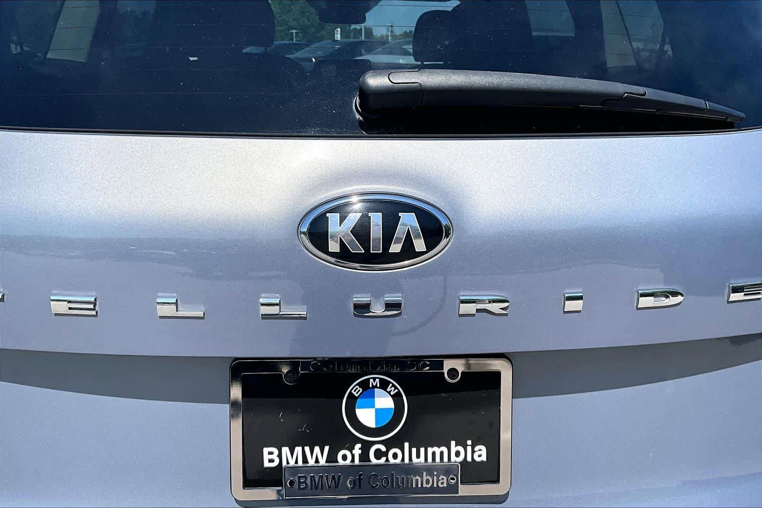 Used 2020 Kia Telluride SX w/ SX Prestige Package AWD/4WD image 9
