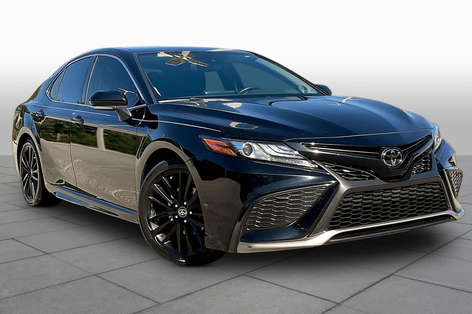 Used 2024 Toyota Camry XSE w/ Navigation Package FWD image 2