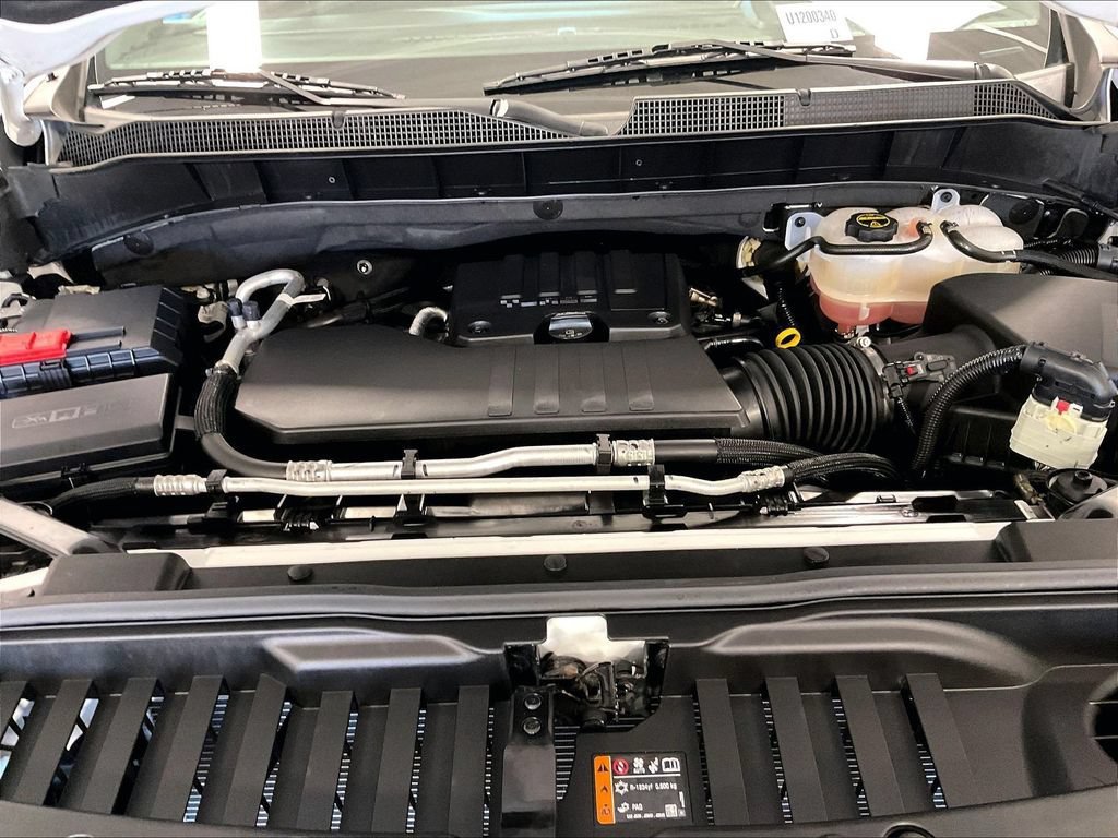 Used 2024 Chevrolet Silverado 1500 LT AWD/4WD image 28