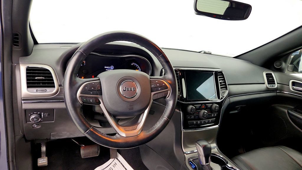 Used 2021 Jeep Grand Cherokee Limited RWD image 12