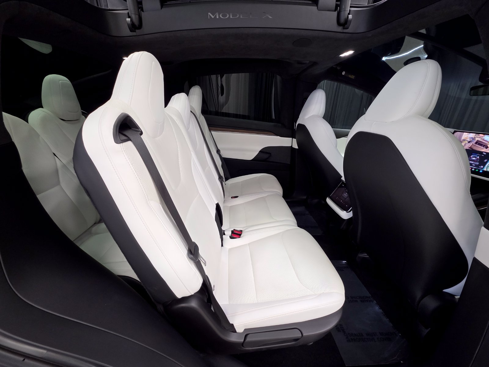 Used 2023 Tesla Model X AWD/4WD image 3