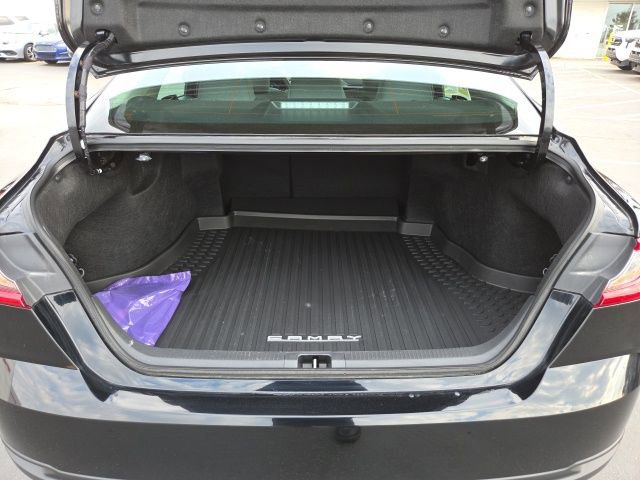 Used 2025 Toyota Camry LE image 23