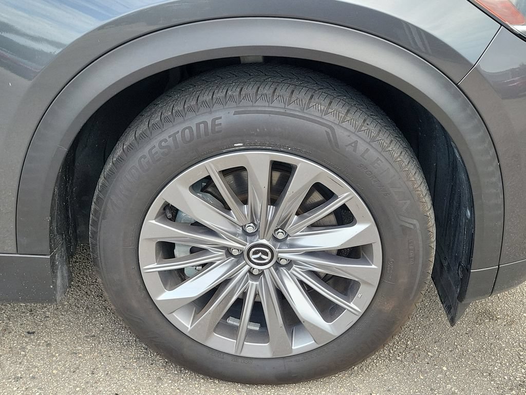 Used 2024 MAZDA CX-90 Plug-In Hybrid w/ Preferred AWD/4WD image 14