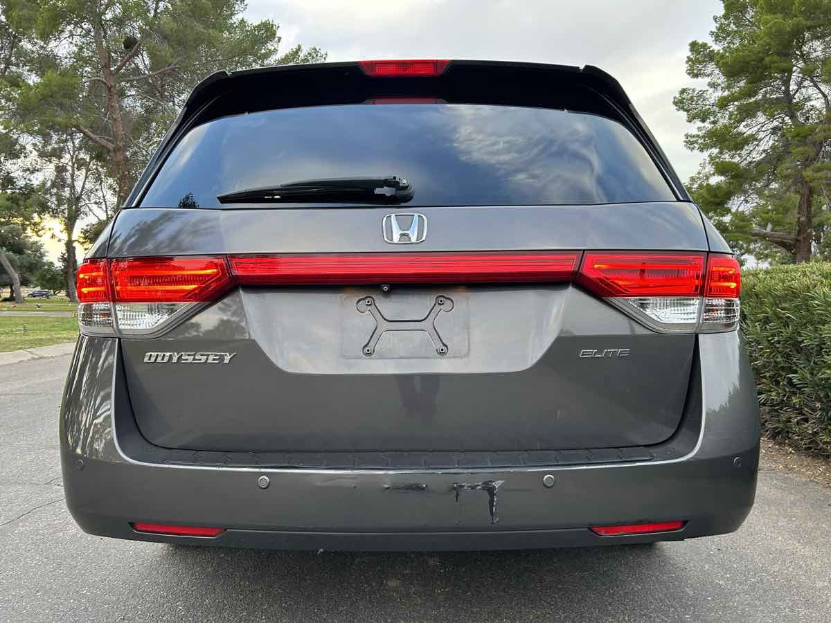 Used 2015 Honda Odyssey Touring image 10