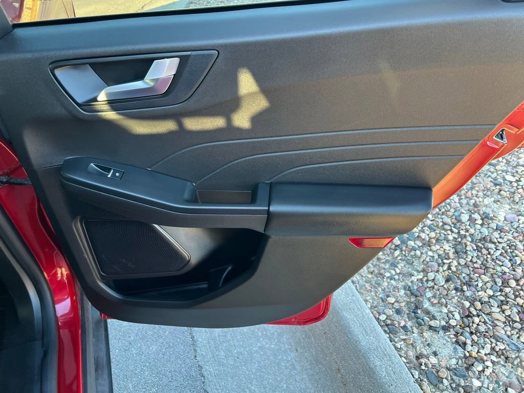 Used 2023 Ford Escape ST-Line w/ Tech Pack #1 image 22