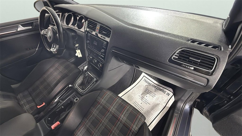 Used 2018 Volkswagen GTI S image 32