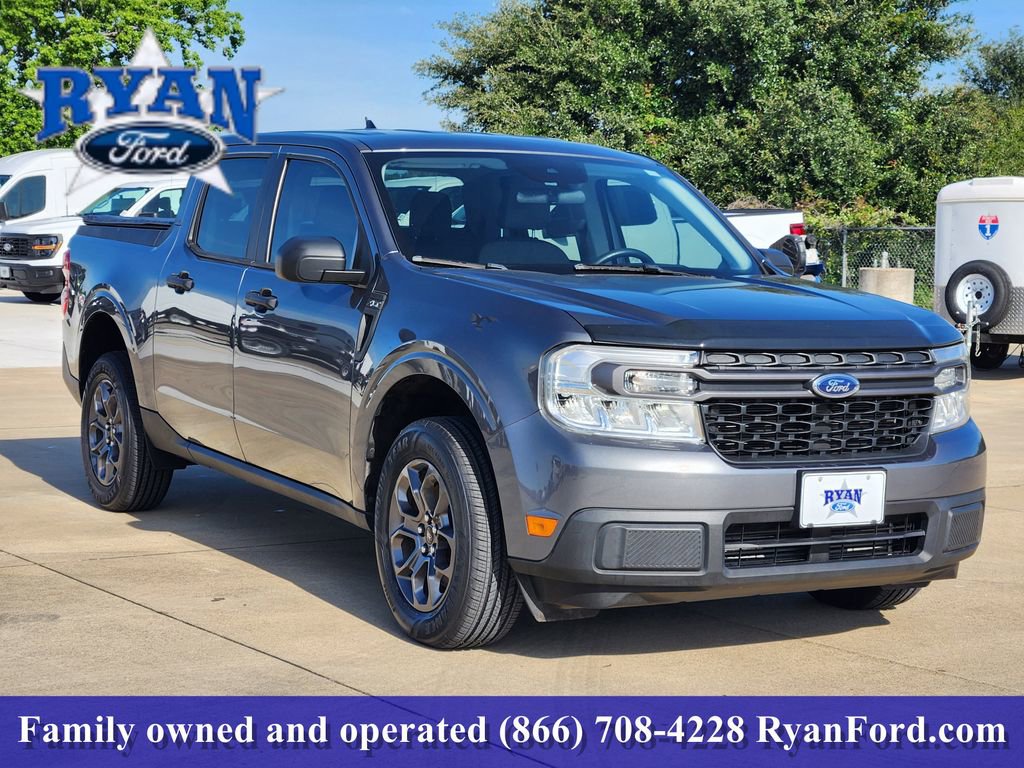 Used 2022 Ford Maverick XLT FWD image 2