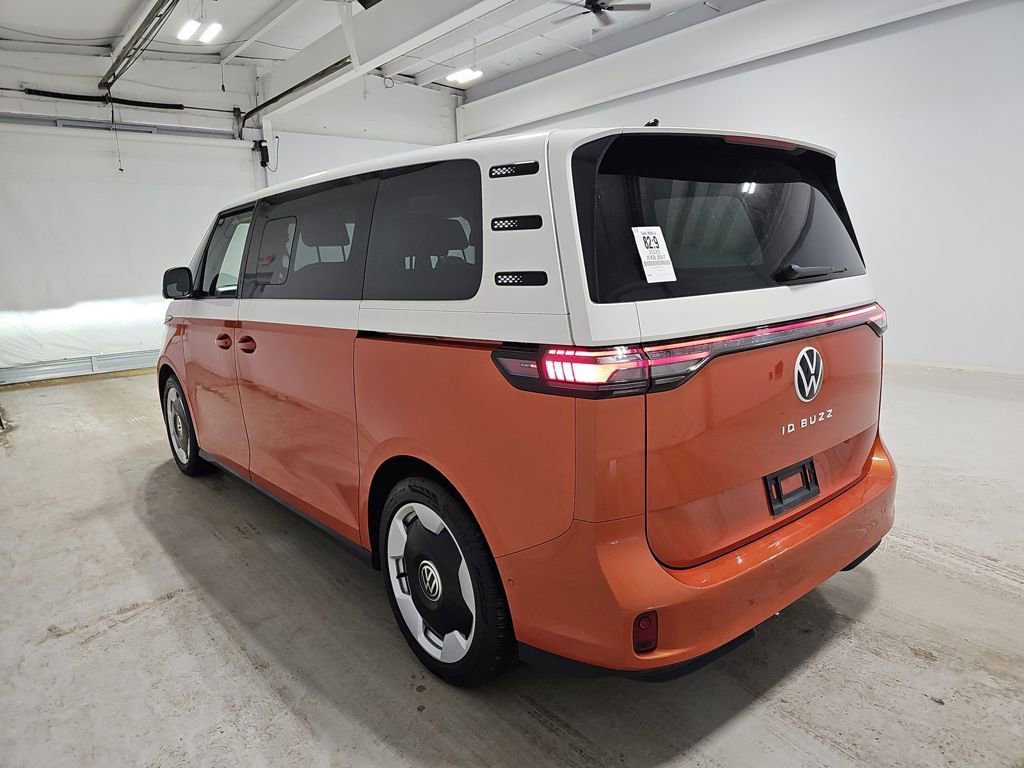 Used 2025 Volkswagen ID. Buzz Pro S Plus image 3
