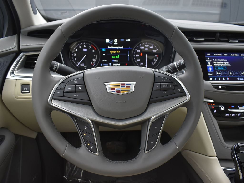 New 2026 Cadillac XT5 Premium Luxury w/ Driver Assist Package FWD image 15