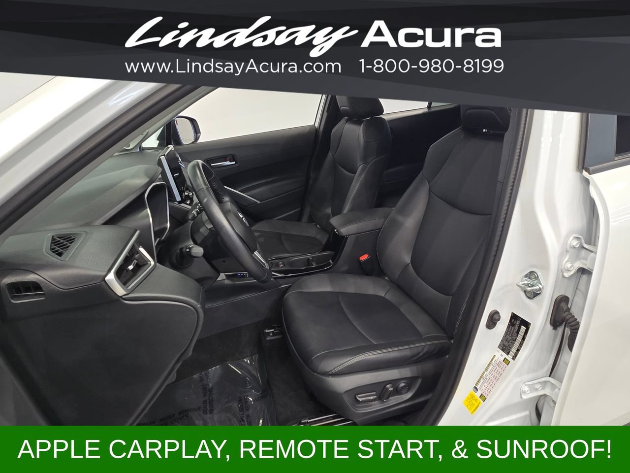 Used 2023 Toyota Corolla Cross XLE w/ Convenience Package AWD/4WD image 13