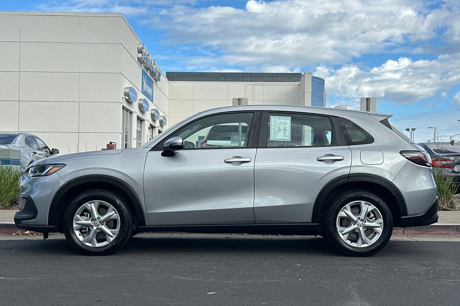 Certified 2024 Honda HR-V LX image 6