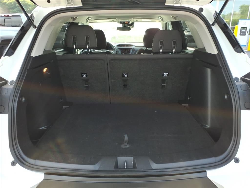 Used 2023 Chevrolet TrailBlazer LT FWD image 8