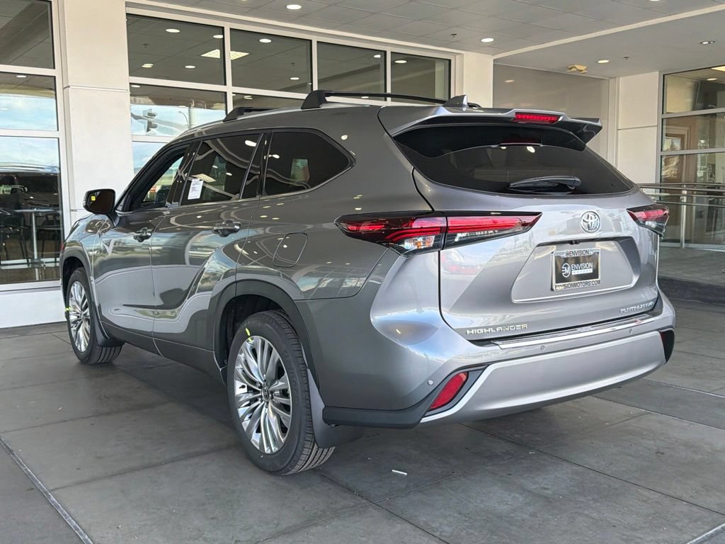 New 2026 Toyota Highlander Platinum AWD/4WD image 9