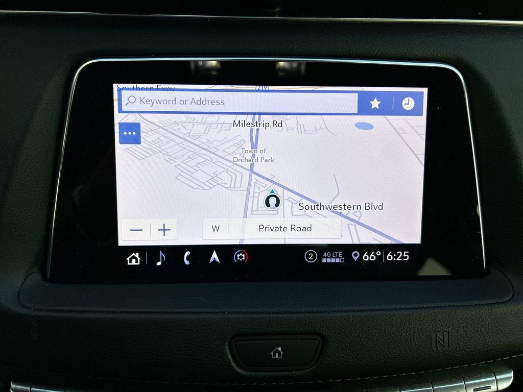 Used 2020 Cadillac XT4 Premium Luxury FWD image 18