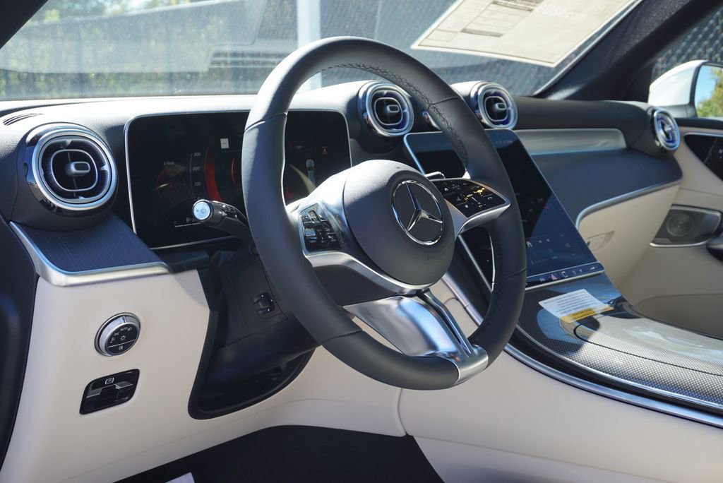 New 2026 Mercedes-Benz GLC 300 4MATIC image 24